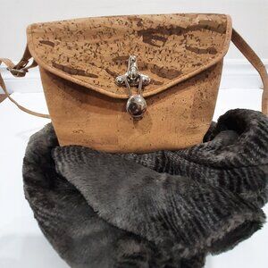 Rare 🔥 EUC boho made in Portugal cork bag